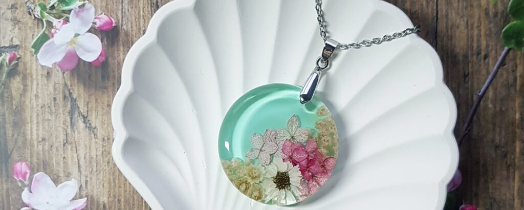 Модные украшения для лета